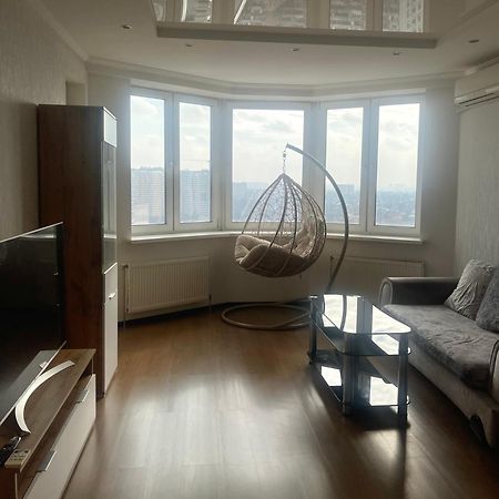 View Apartments, 22 Floor With 2 Rooms Kiev Dış mekan fotoğraf