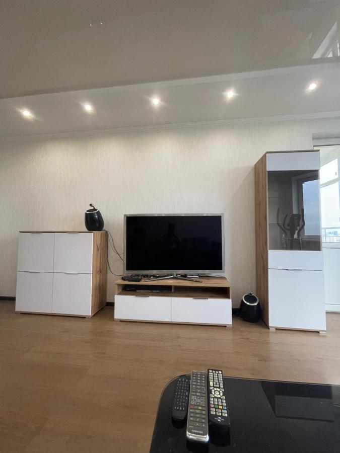 View Apartments, 22 Floor With 2 Rooms Kiev Dış mekan fotoğraf